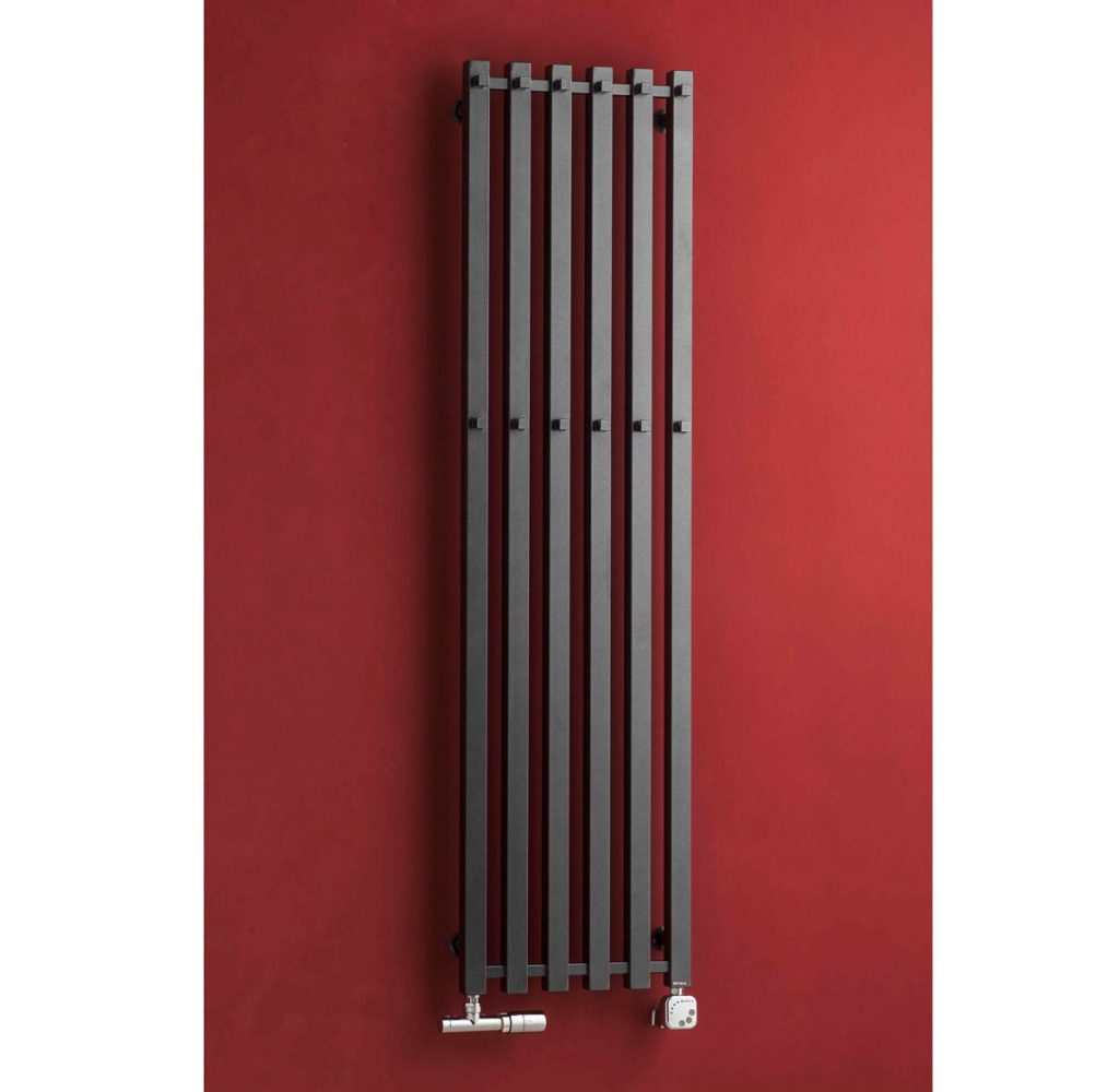 kúpeľňový rebríkový radiátor k podlahovému vykurovaniu