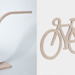 Dizajnová LED lampa a drevený bicykel