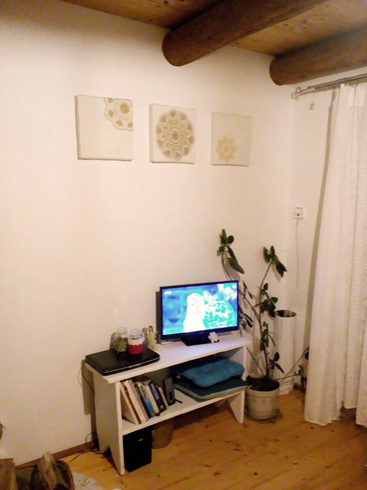 3-obývačka-strop-podlaha