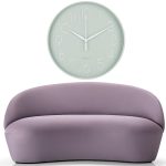hodiny v mentolovej farbe a dizajnová fialová sedačka