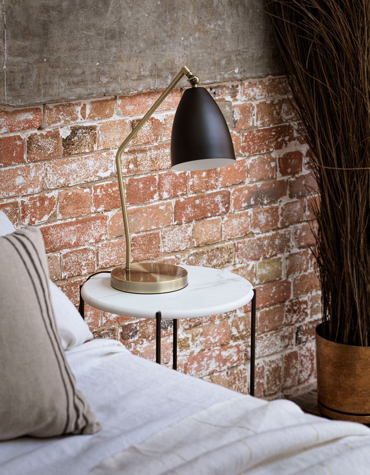 07_furniture-furniture_village___olly_table_lamp_59-ref1354455